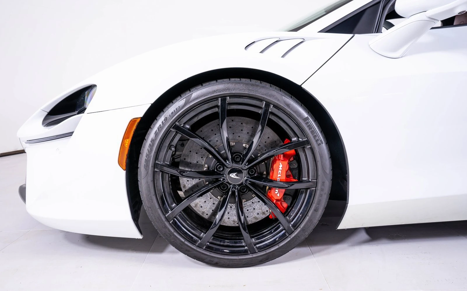 2023 McLaren Artura TechLux, 12/20