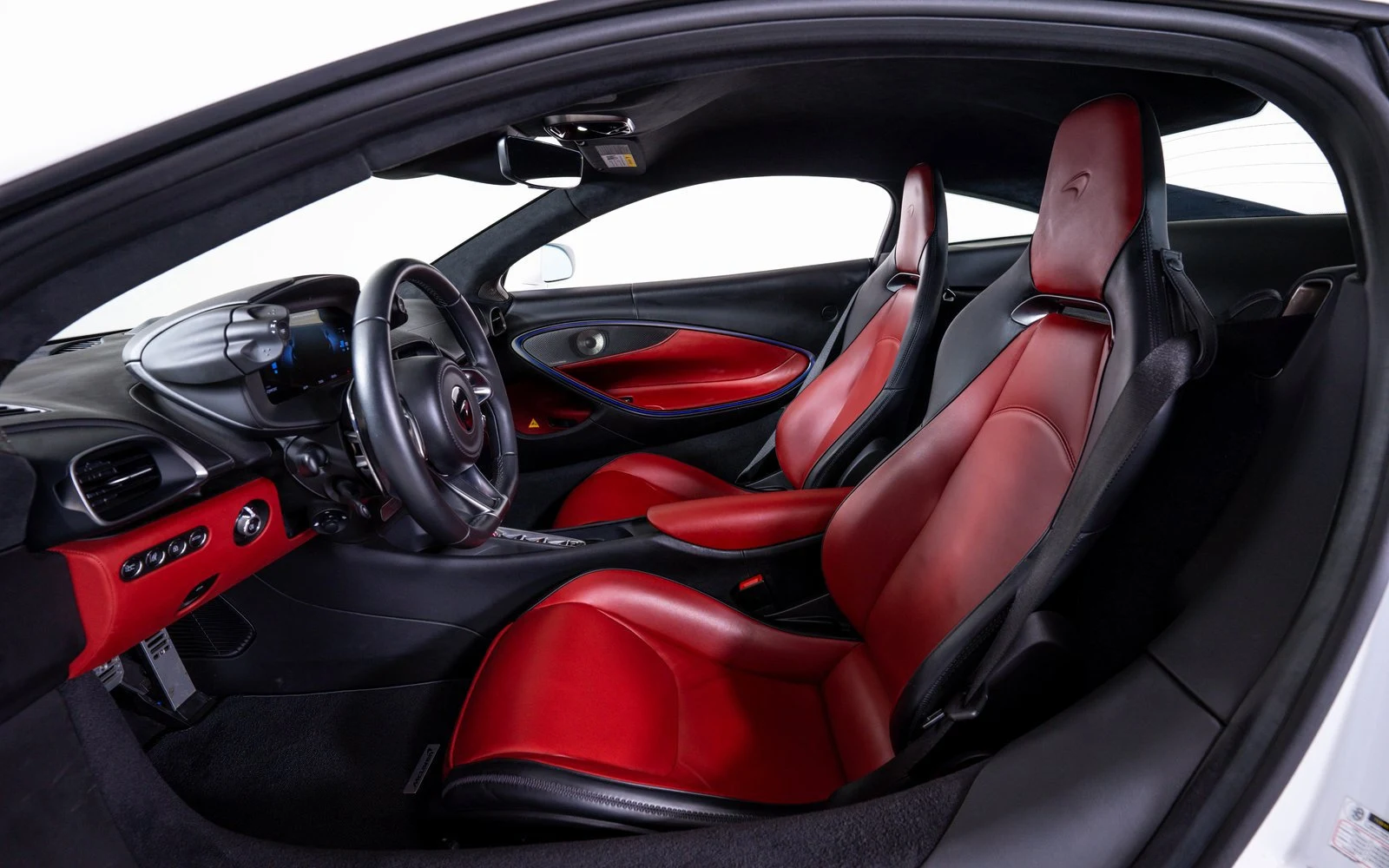 2023 McLaren Artura TechLux, 17/20