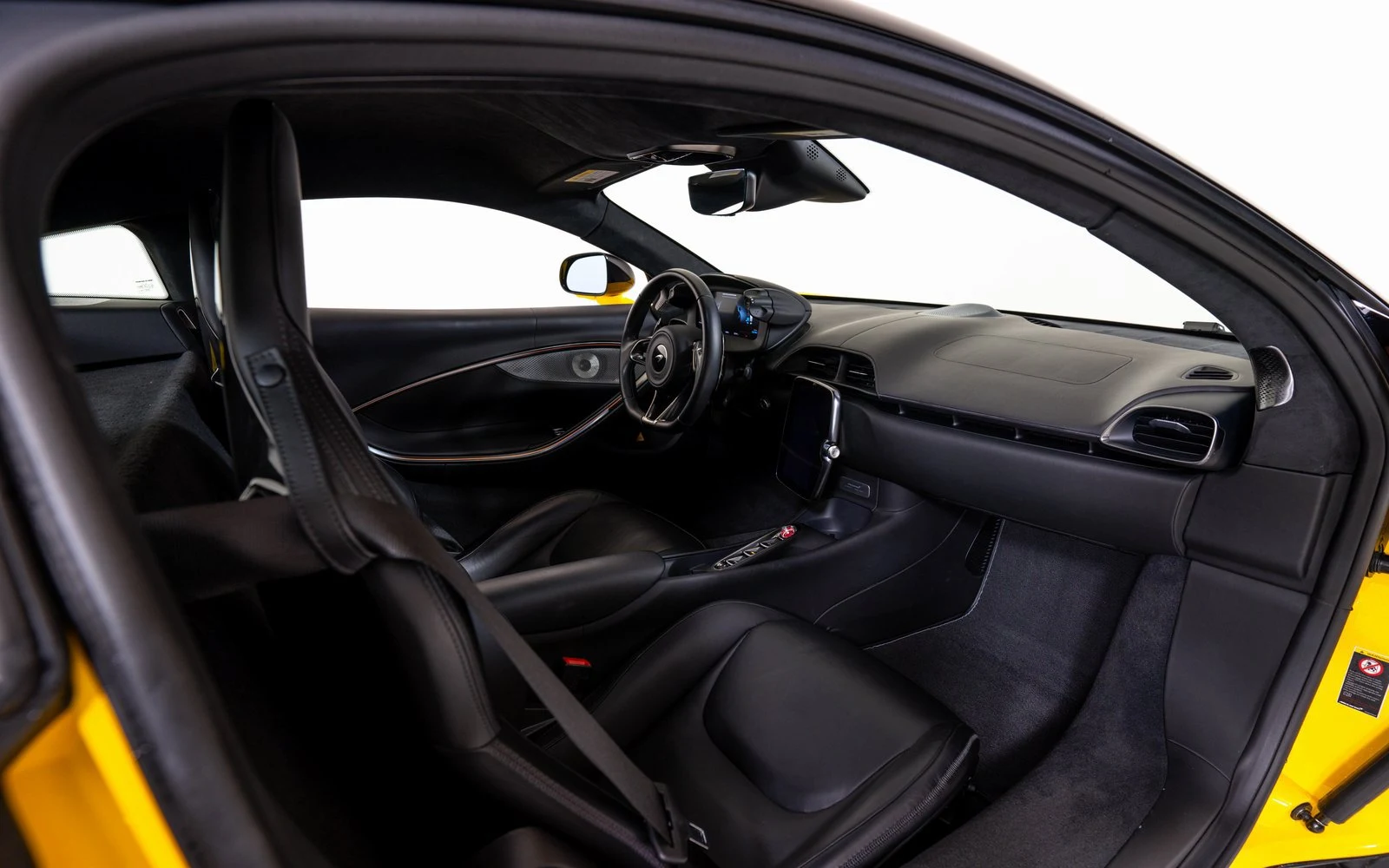 2023 McLaren Artura TechLux, 19/20