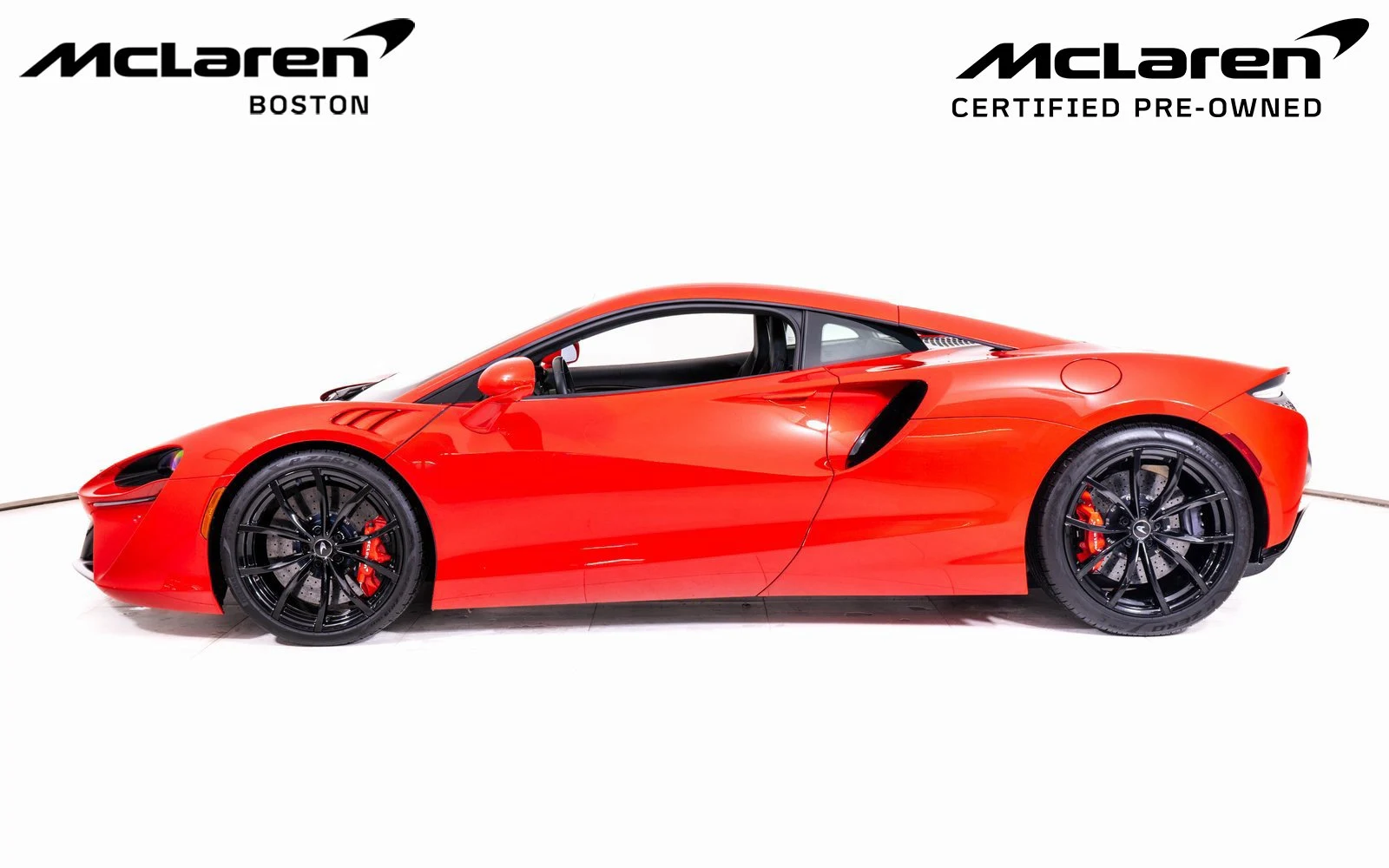 2024 McLaren Artura, 2/20