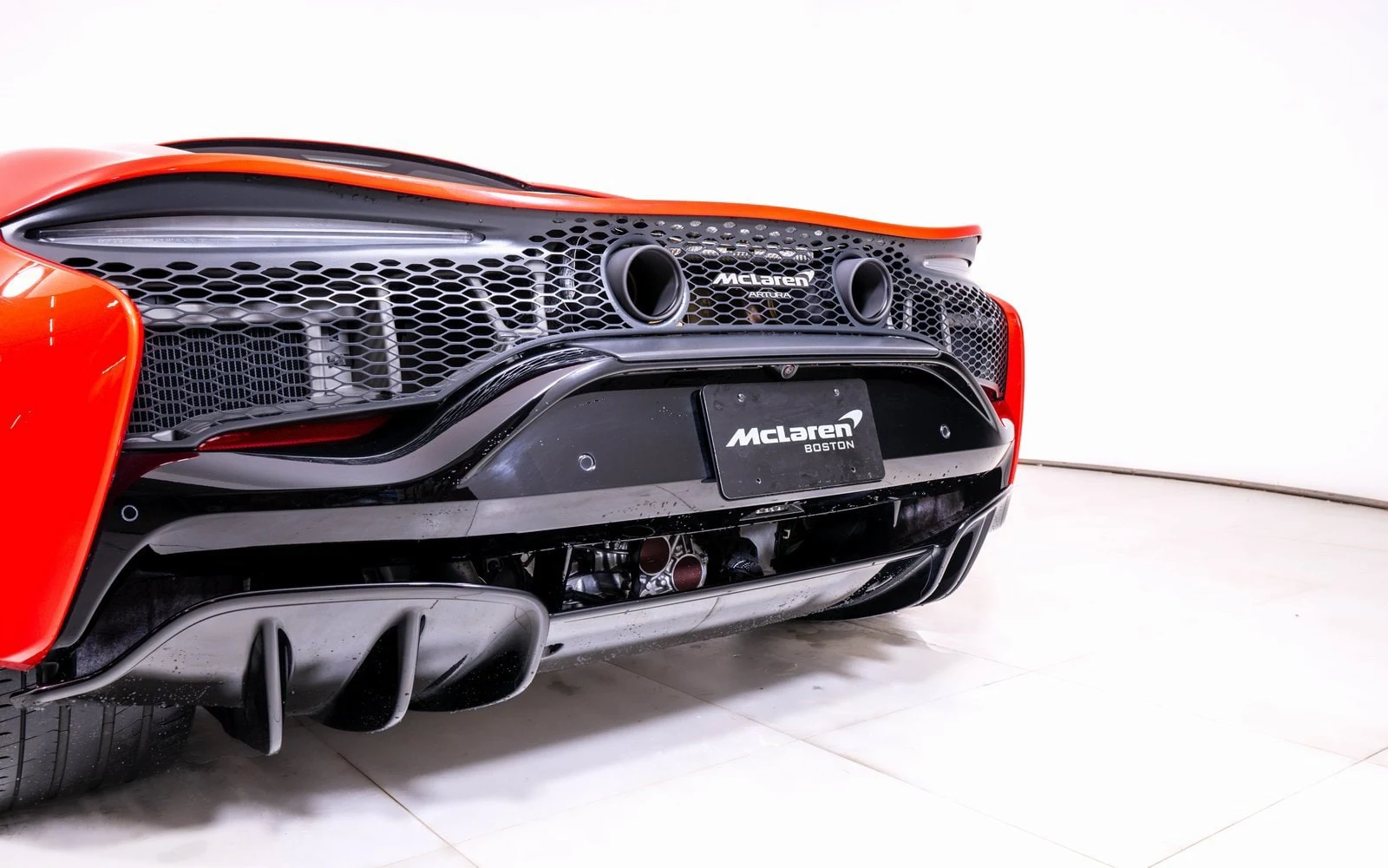 2024 McLaren Artura, 11/20
