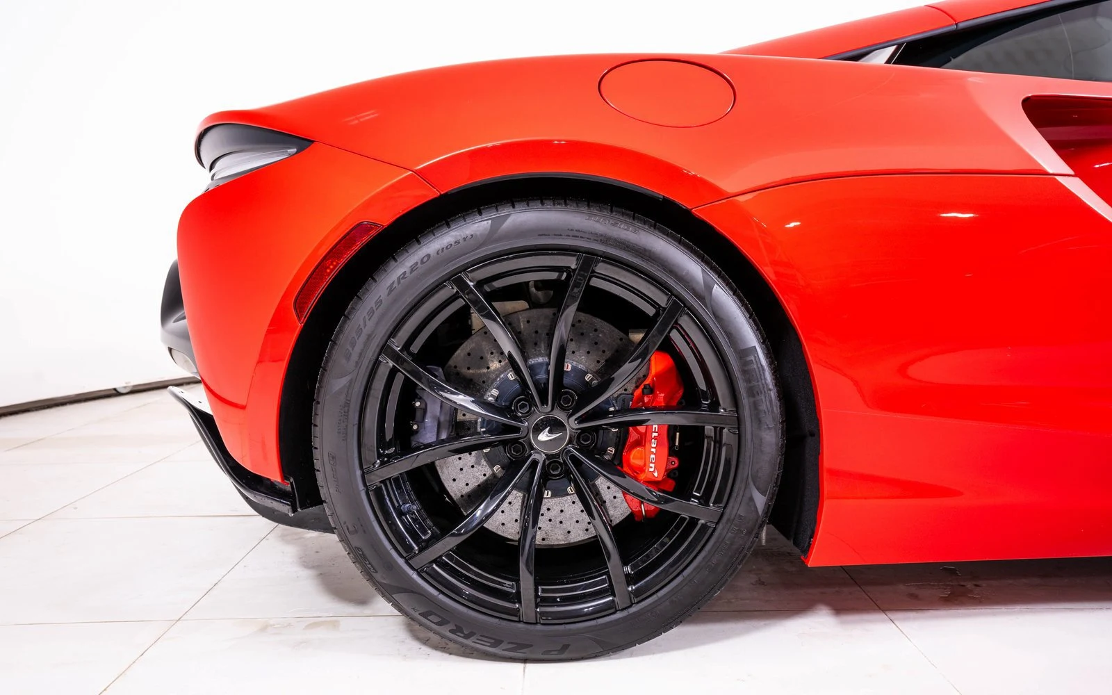2024 McLaren Artura, 14/20