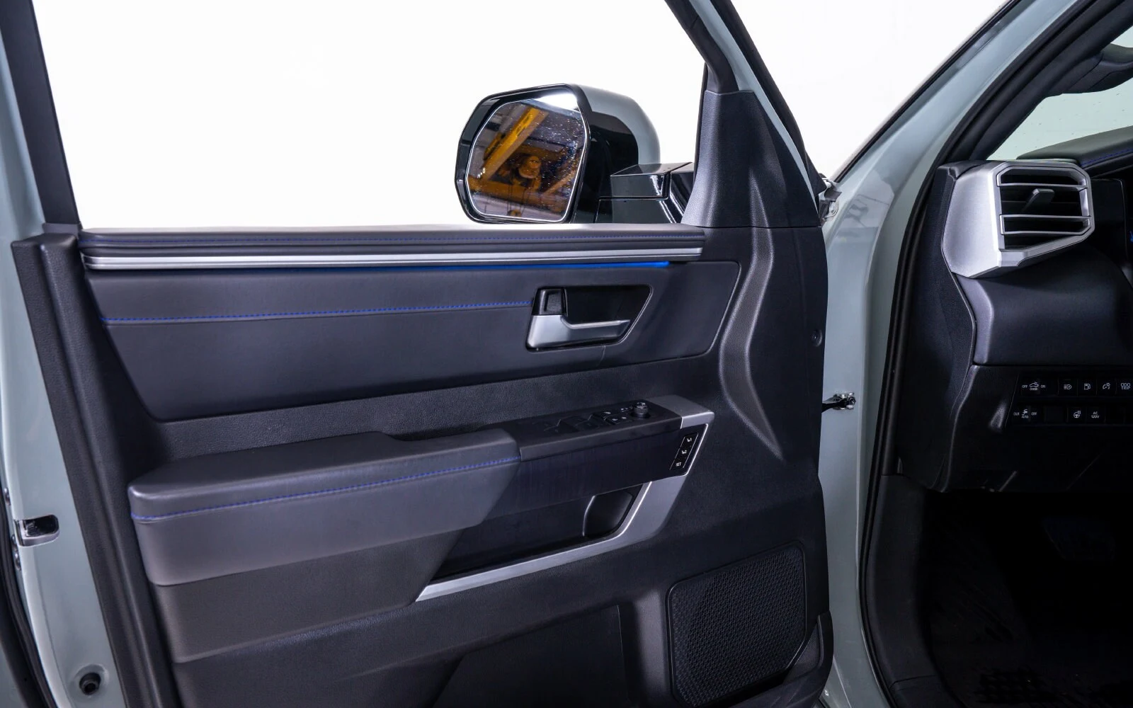 2024 Toyota Tundra i-FORCE MAX Platinum, 13/21