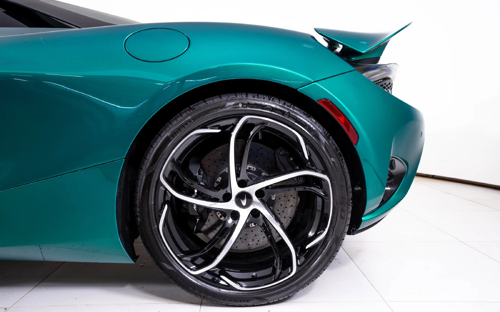 2027 McLaren 750S Spider Performance, 19/28