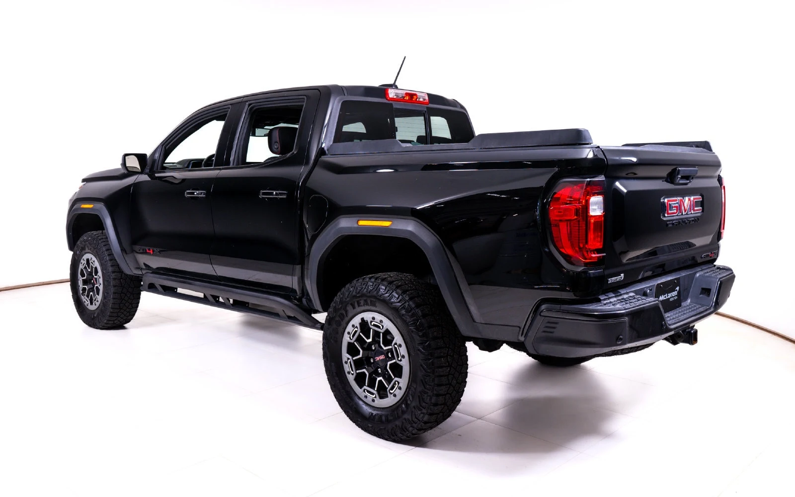 2023 GMC Canyon AT4X, 3/22