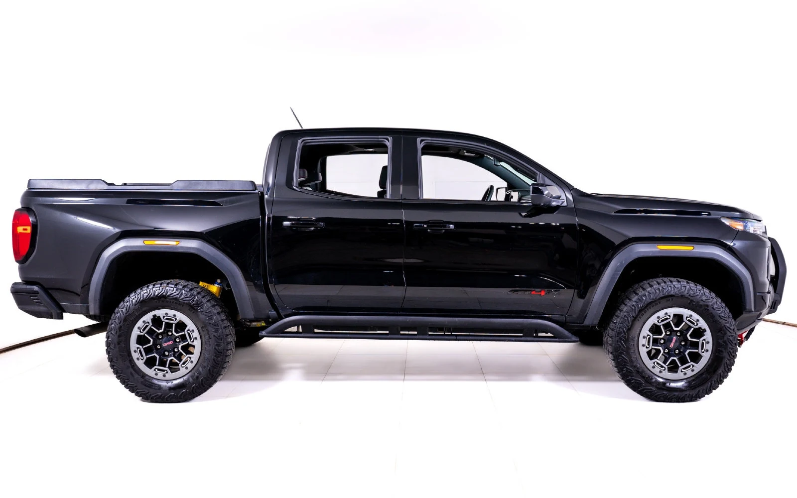 2023 GMC Canyon AT4X, 8/22