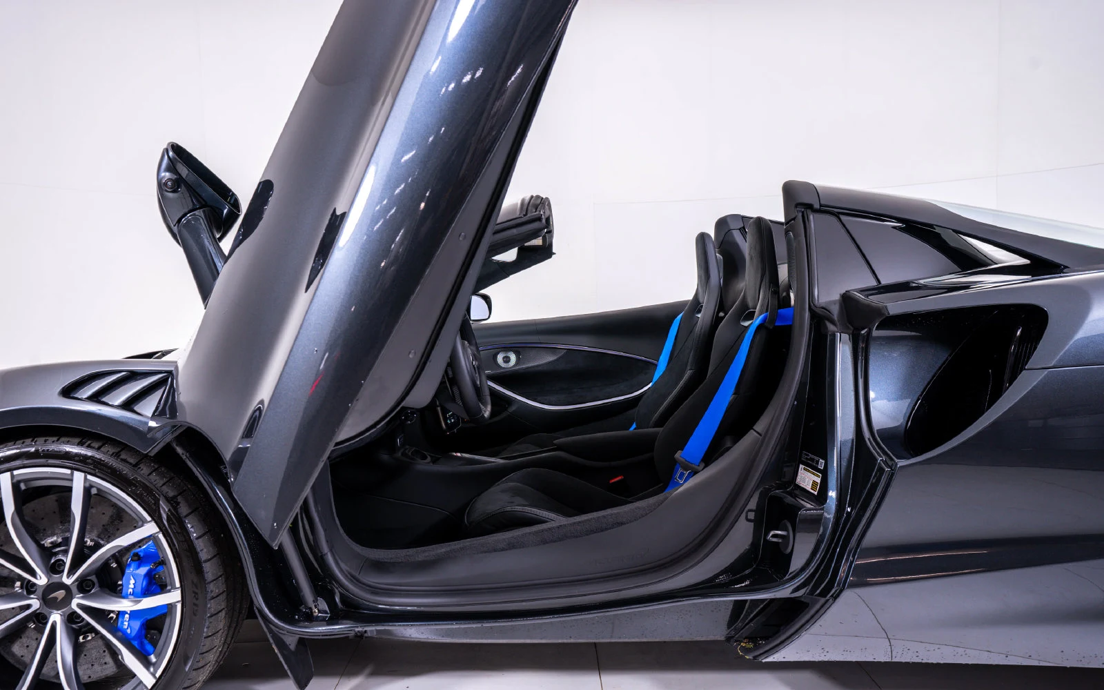 2027 McLaren Artura Spider, 20/26