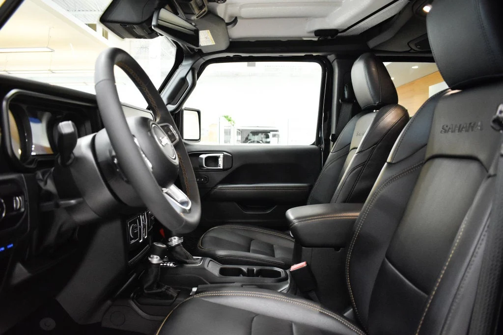 2024 Jeep Wrangler Sahara 4xe interior, seats, Black