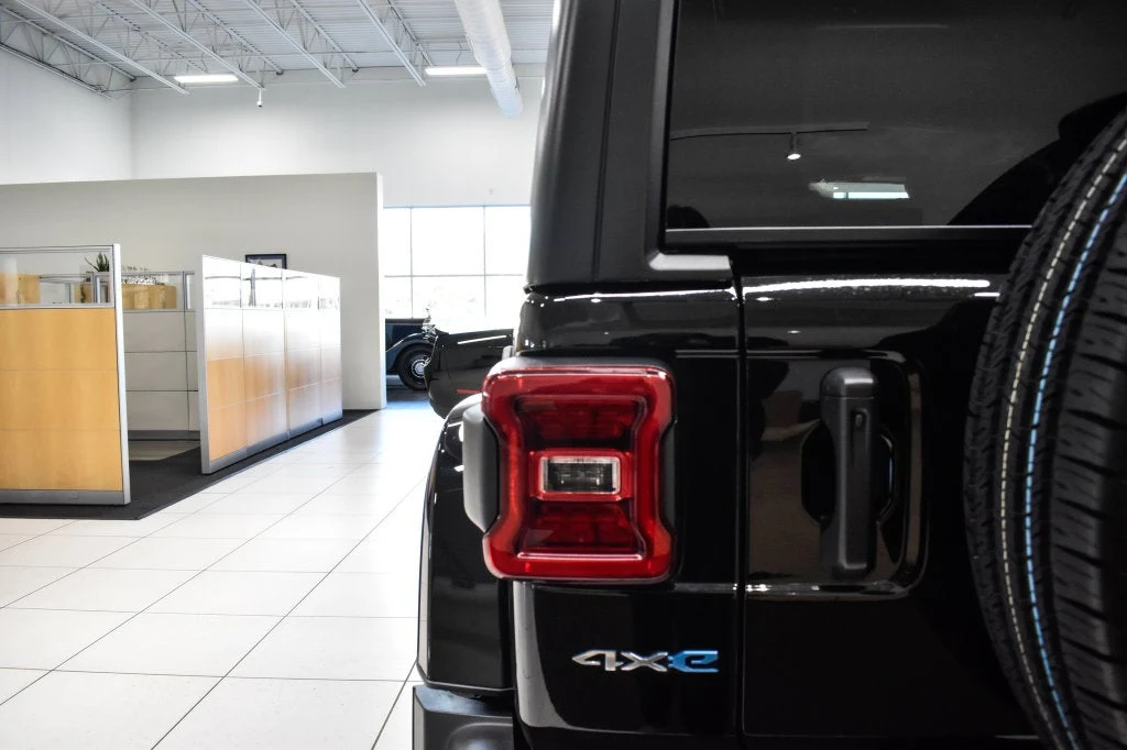 2024 Jeep Wrangler Sahara 4xe for sale, exterior, Black
