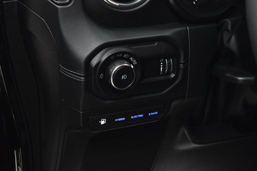 2024 Jeep Wrangler Sahara 4xe interior, center console, Black