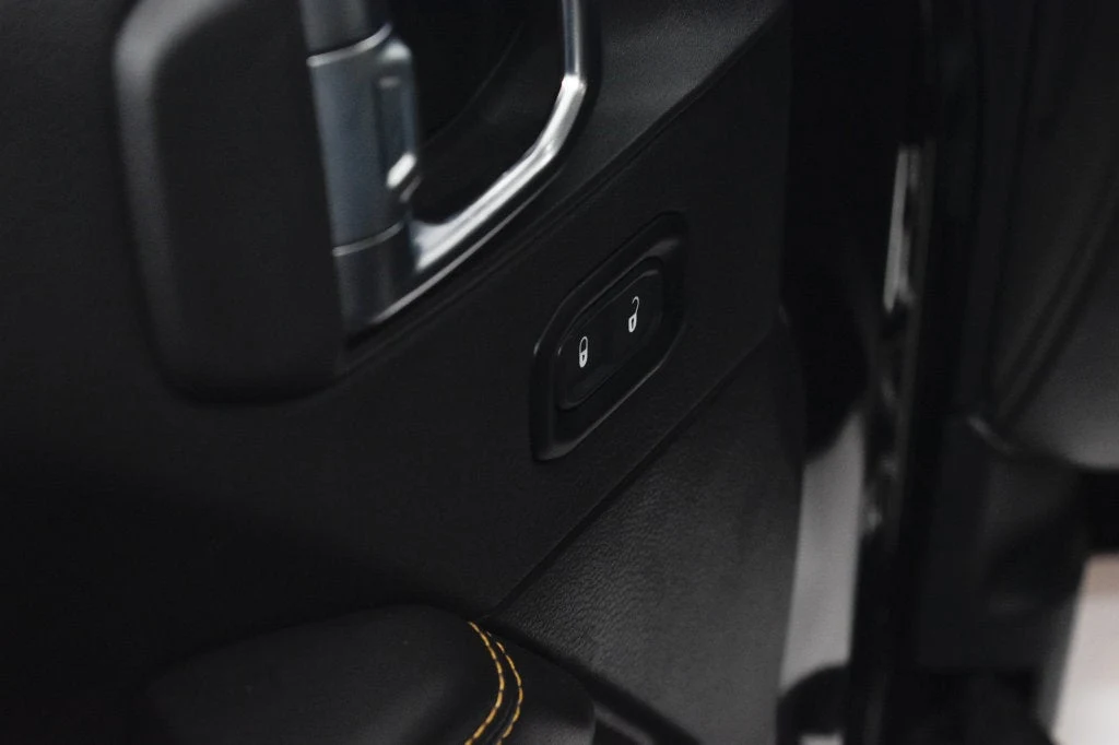 2024 Jeep Wrangler Sahara 4xe interior, door panel, Black