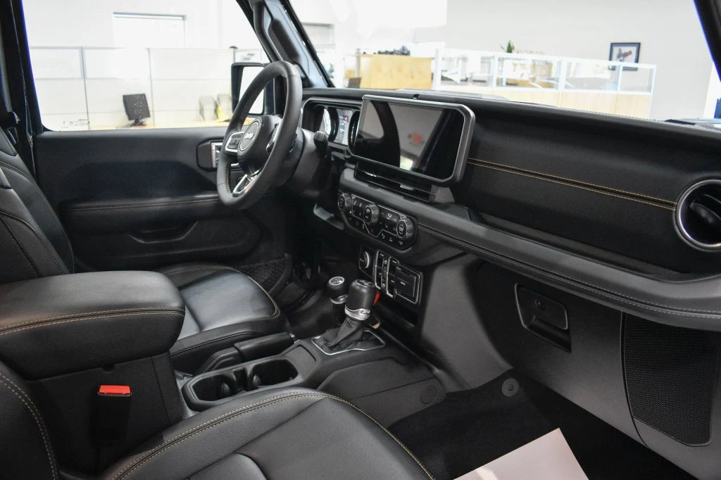 2024 Jeep Wrangler Sahara 4xe interior, Black