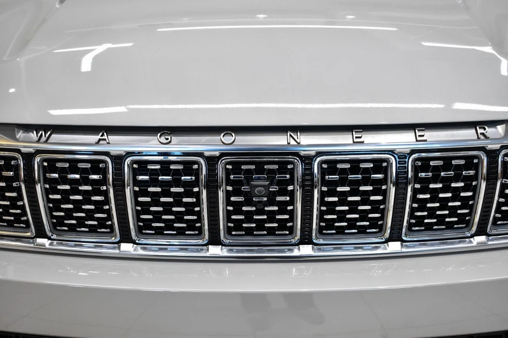 2022 Jeep Grand Wagoneer Series III for sale, exterior, White