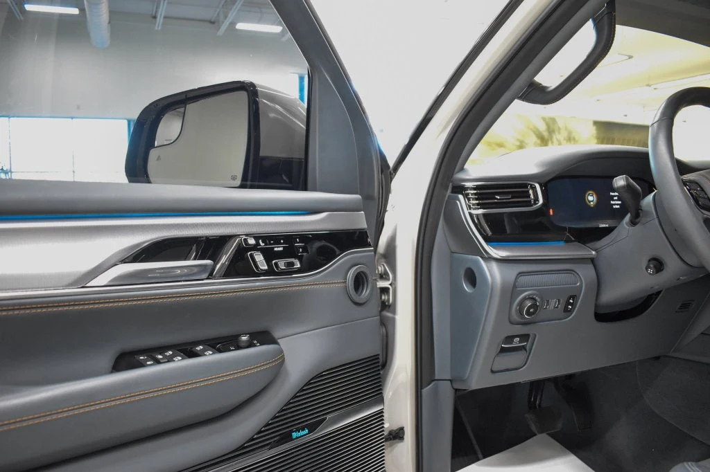 2022 Jeep Grand Wagoneer Series III for sale, photo 17 of 30