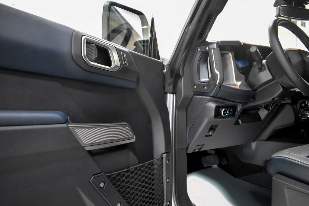 2023 Ford Bronco Outer Banks interior, door panel, Dark Space Gray