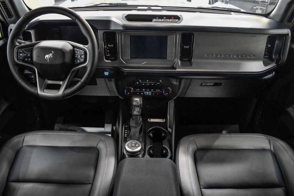 2023 Ford Bronco Outer Banks interior, Dark Space Gray