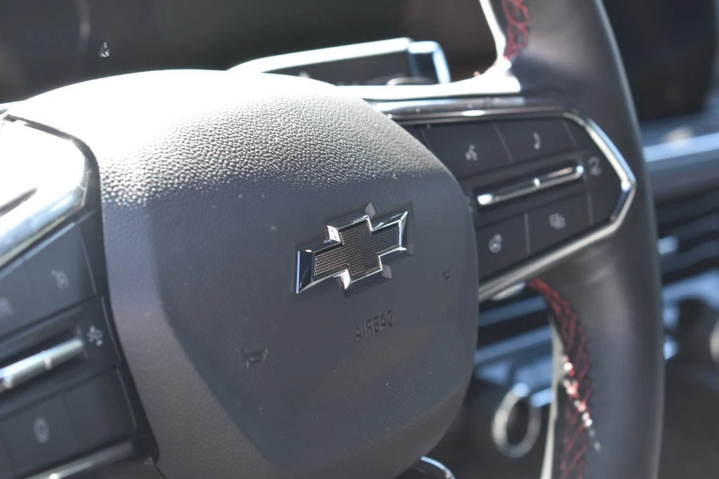 2025 Chevrolet Tahoe RST interior, Jet Black/Victory Red