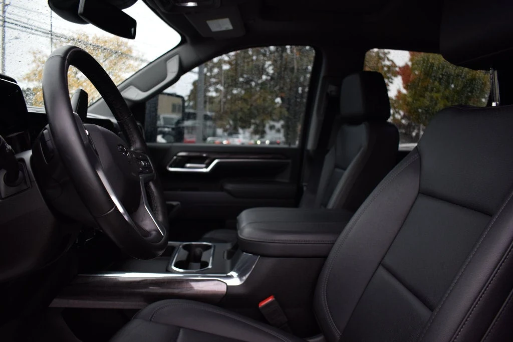 2025 Chevrolet Silverado 2500HD LTZ interior, seats, Jet Black