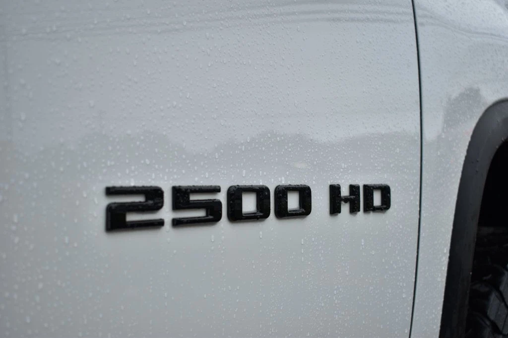 2025 Chevrolet Silverado 2500HD LTZ, detail