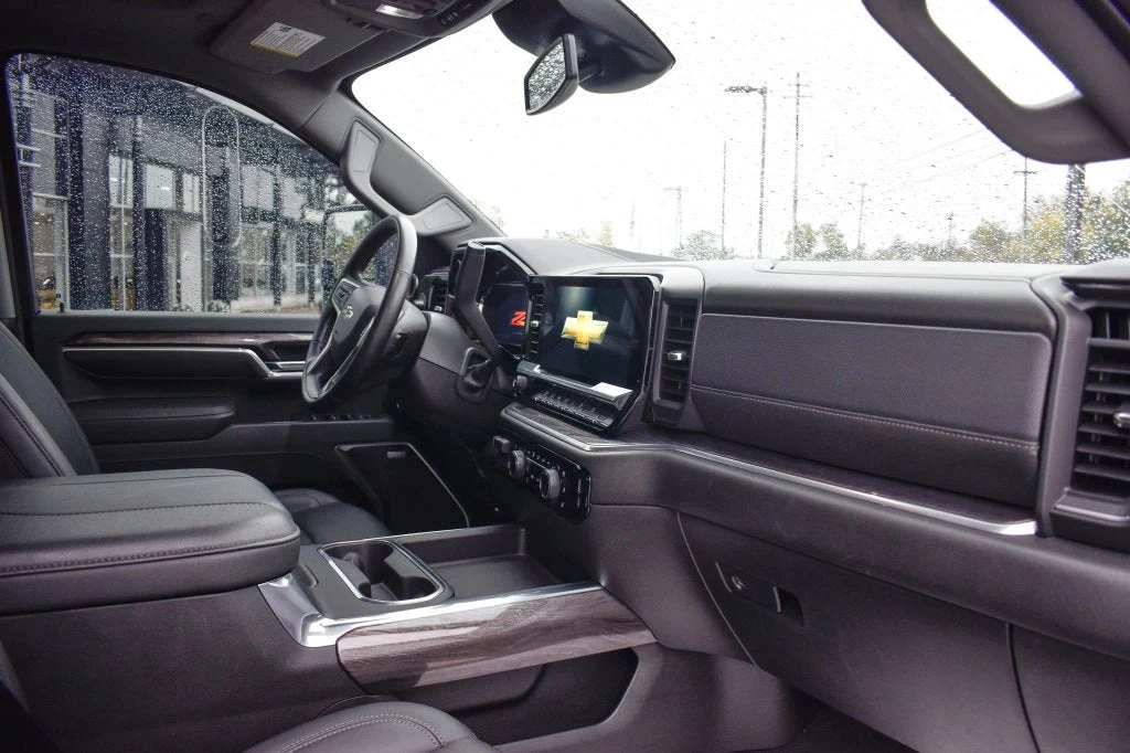 2025 Chevrolet Silverado 2500HD LTZ interior, Jet Black
