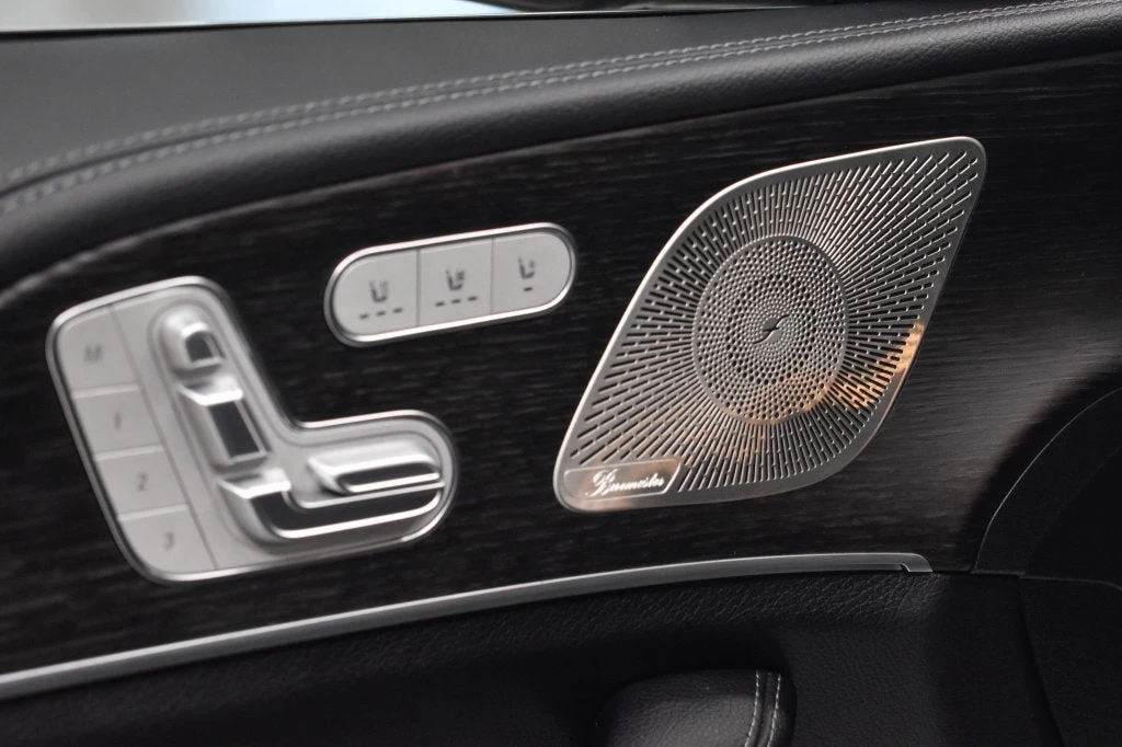 2024 Mercedes-Benz GLE 450 4MATIC interior, door panel, Black