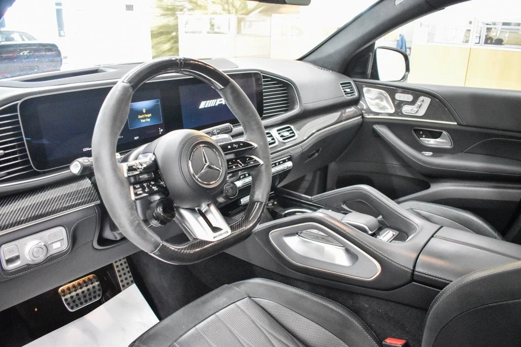 2024 Mercedes-AMG GLE 63 S 4MATIC+ Coupe interior, dashboard, Black