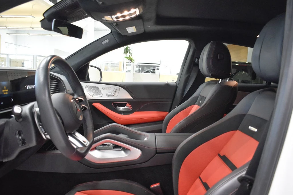2025 Mercedes-AMG GLE 63 S 4MATIC+ Coupe interior, seats, Classic Red/Black
