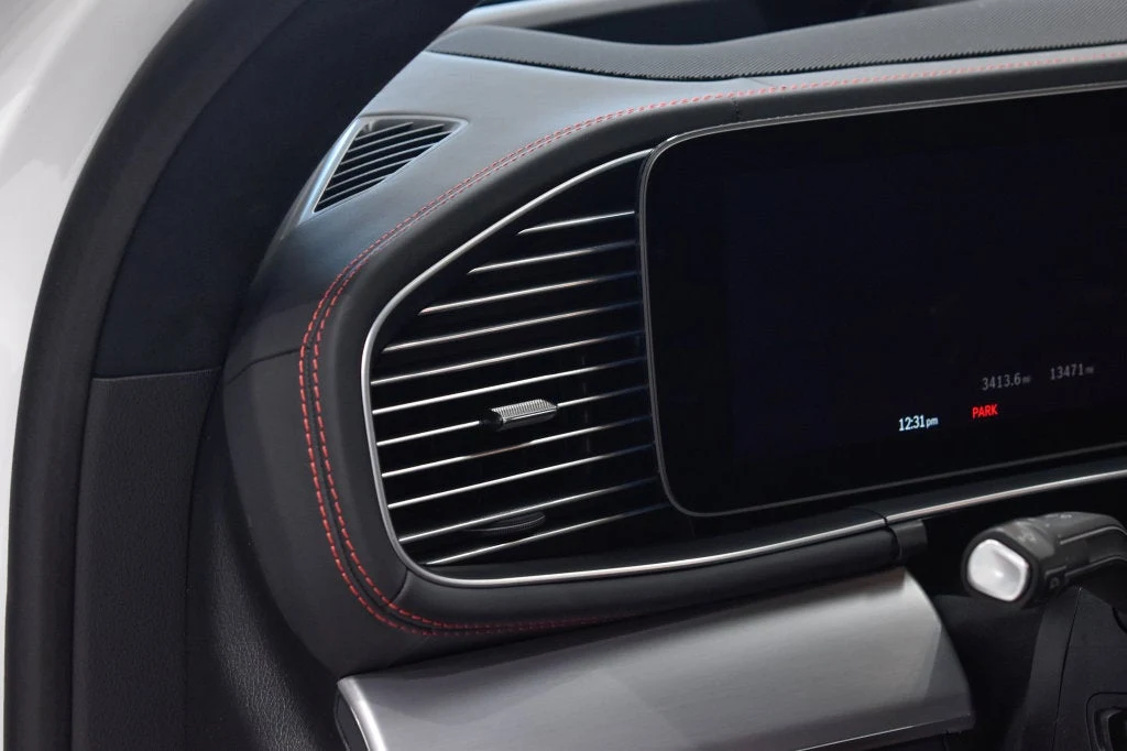 2025 Mercedes-AMG GLE 63 S 4MATIC+ Coupe interior, door panel, Classic Red/Black