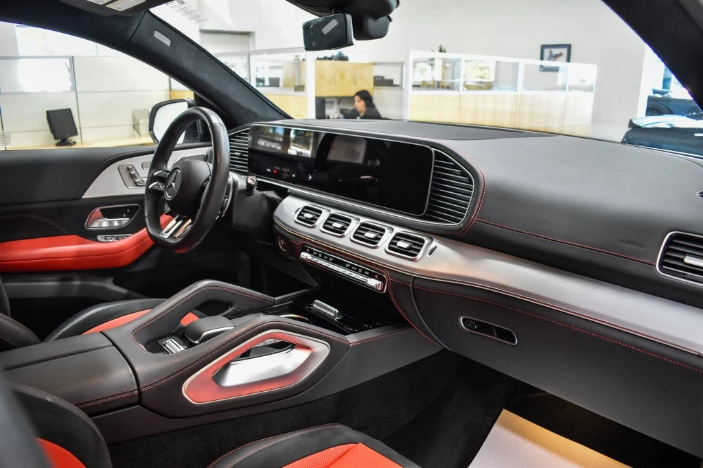2025 Mercedes-AMG GLE 63 S 4MATIC+ Coupe interior, Classic Red/Black