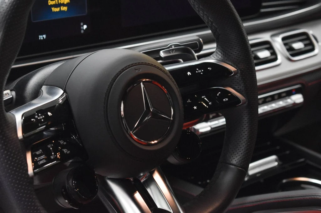 2025 Mercedes-AMG GLE 63 S 4MATIC+ Coupe interior, Classic Red/Black