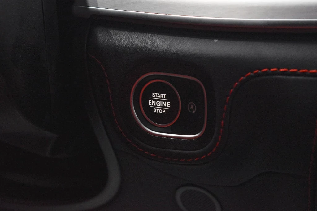 2025 Mercedes-AMG GLE 63 S 4MATIC+ Coupe interior, door panel, Classic Red/Black