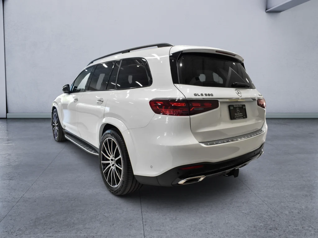 2025 Mercedes-Benz GLS 580 4MATIC, rear three-quarter view, White