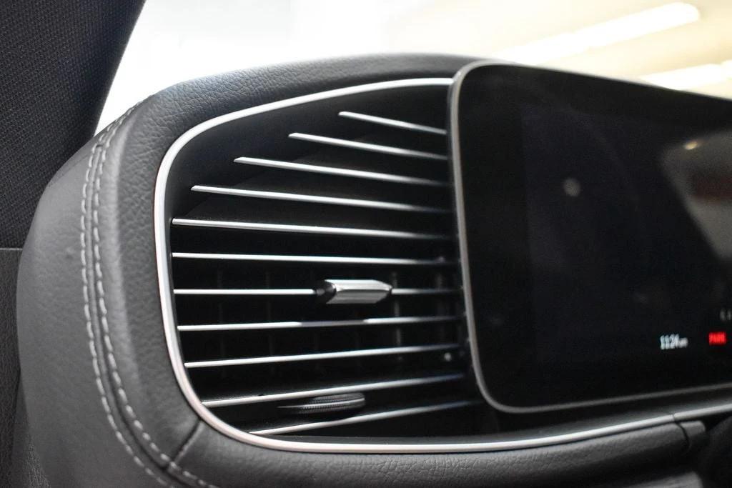 2025 Mercedes-Benz GLS 580 4MATIC, detail