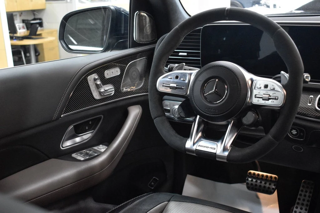 2022 Mercedes-AMG GLS 63 4MATIC+ interior, Tartufo Brown/Black