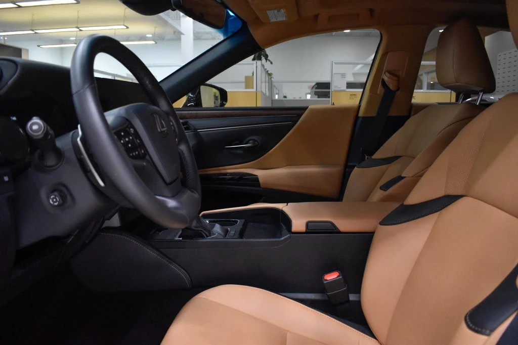 2025 Lexus ES 350 interior, Palomino