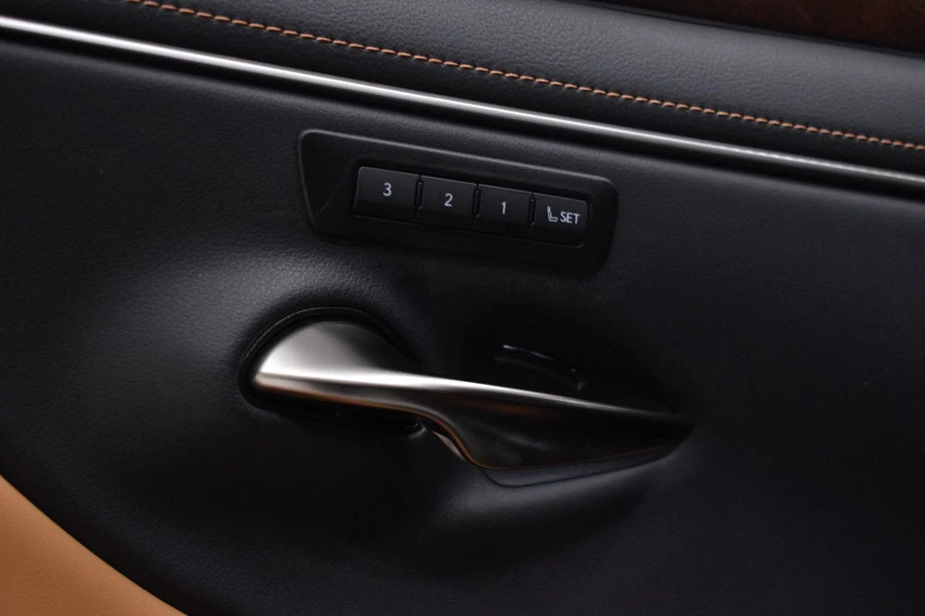 2025 Lexus ES 350 interior, door panel, Palomino