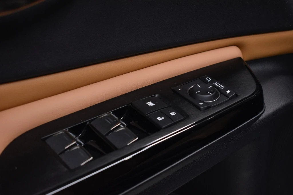 2025 Lexus ES 350 interior, Palomino