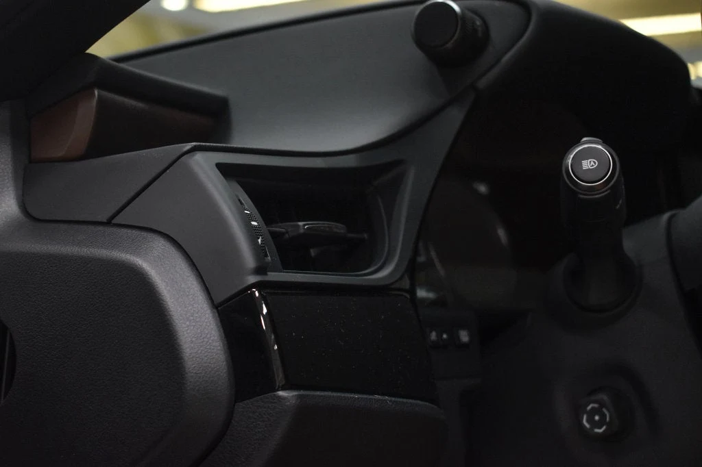 2025 Lexus ES 350 interior, door panel, Palomino