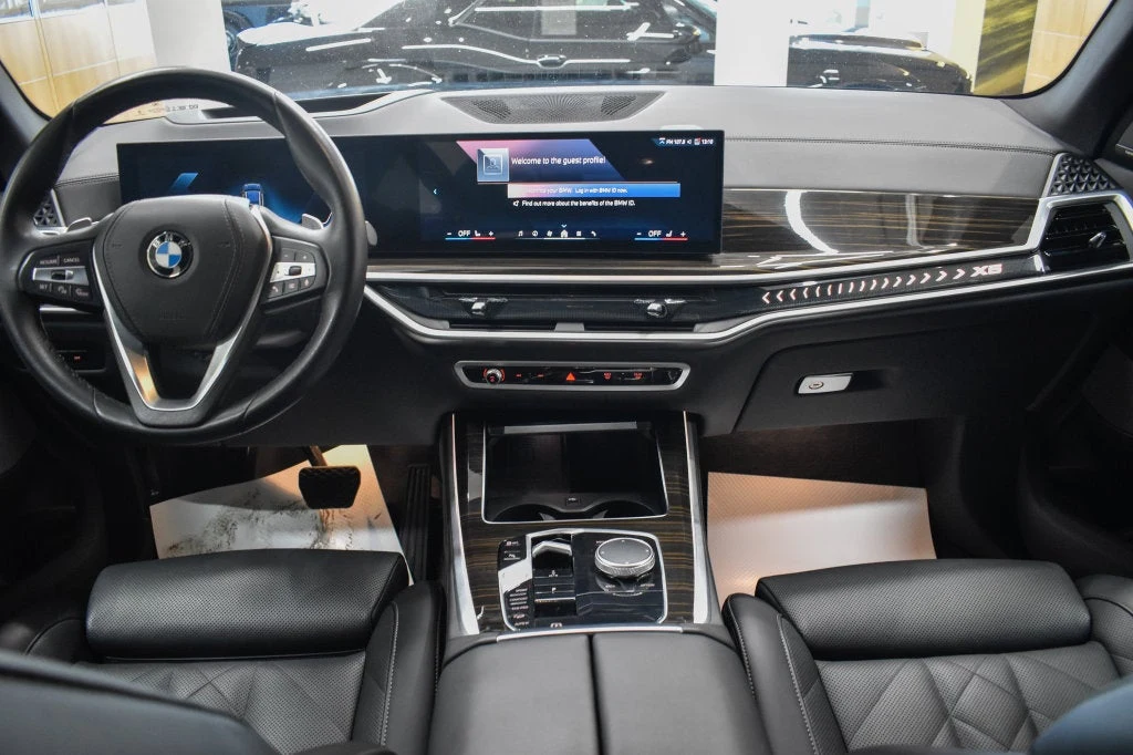 2026 BMW X5 xDrive40i interior, dashboard, Black