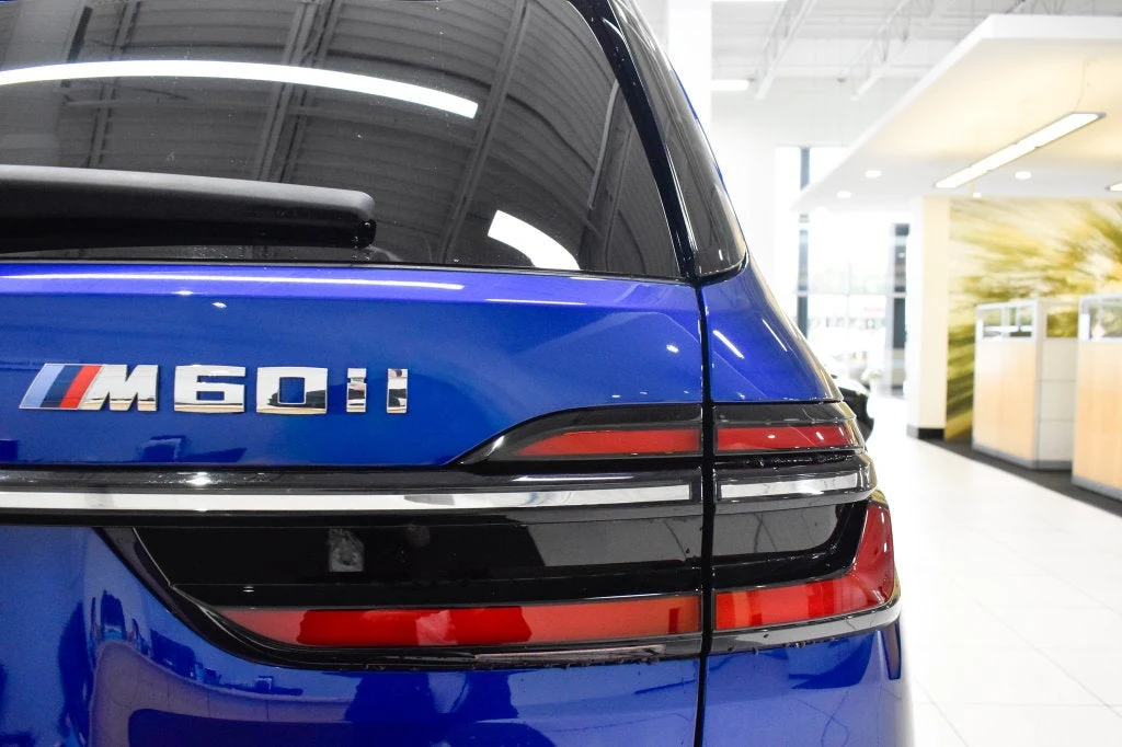 2023 BMW X7 M60i for sale, exterior, Blue
