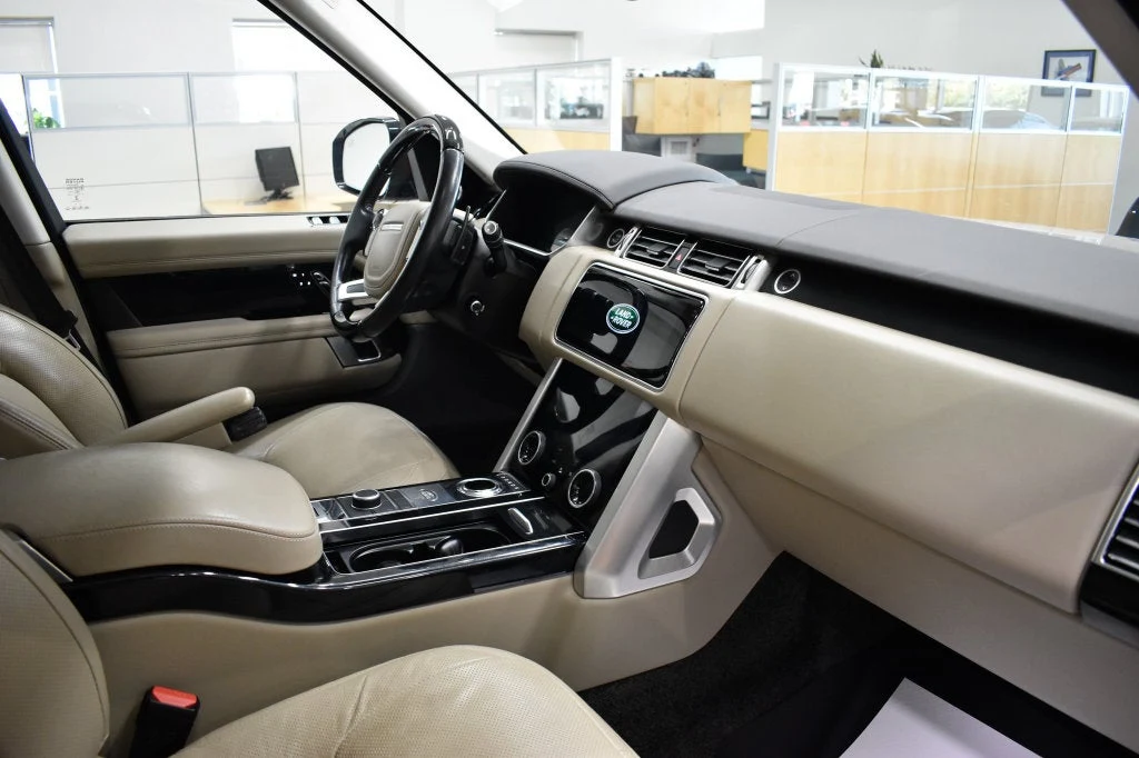 2018 Land Rover Range Rover 3.0 V6 Supercharged HSE interior, Almond/Espresso/Almond/Ivory
