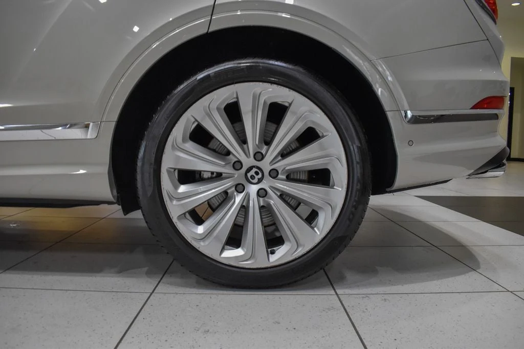 2023 Bentley Bentayga Azure V8 for sale, exterior, White