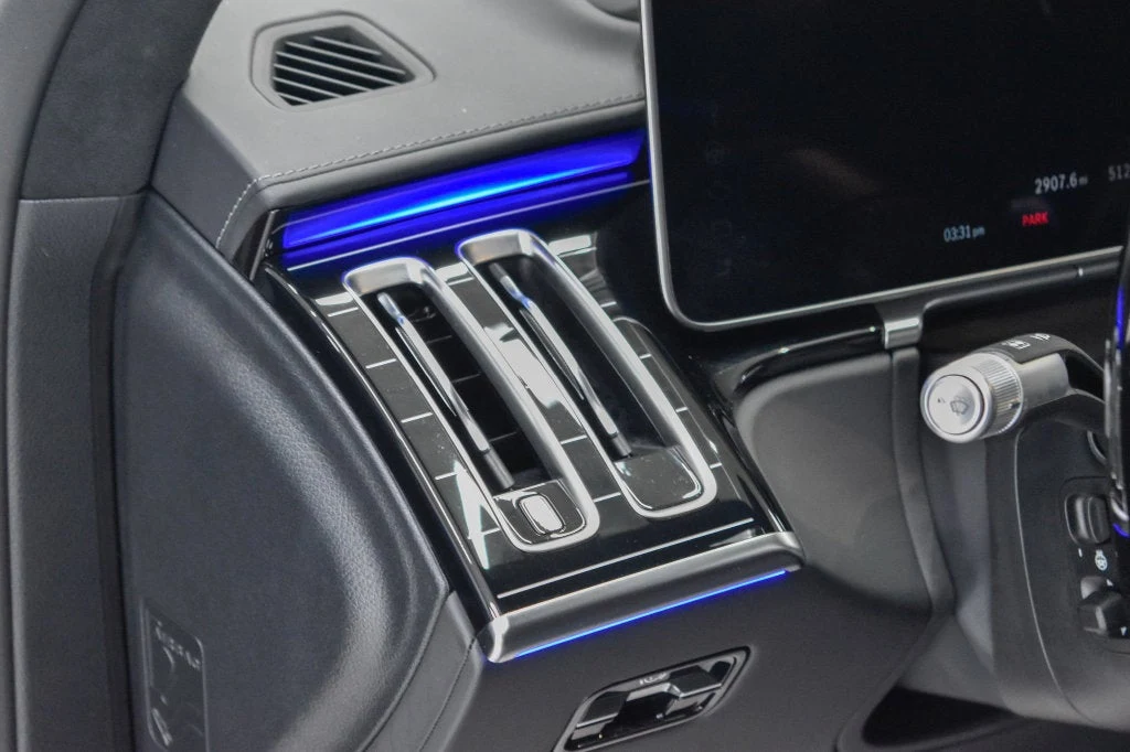 2026 Mercedes-Benz S 580 4MATIC interior, center console, Black