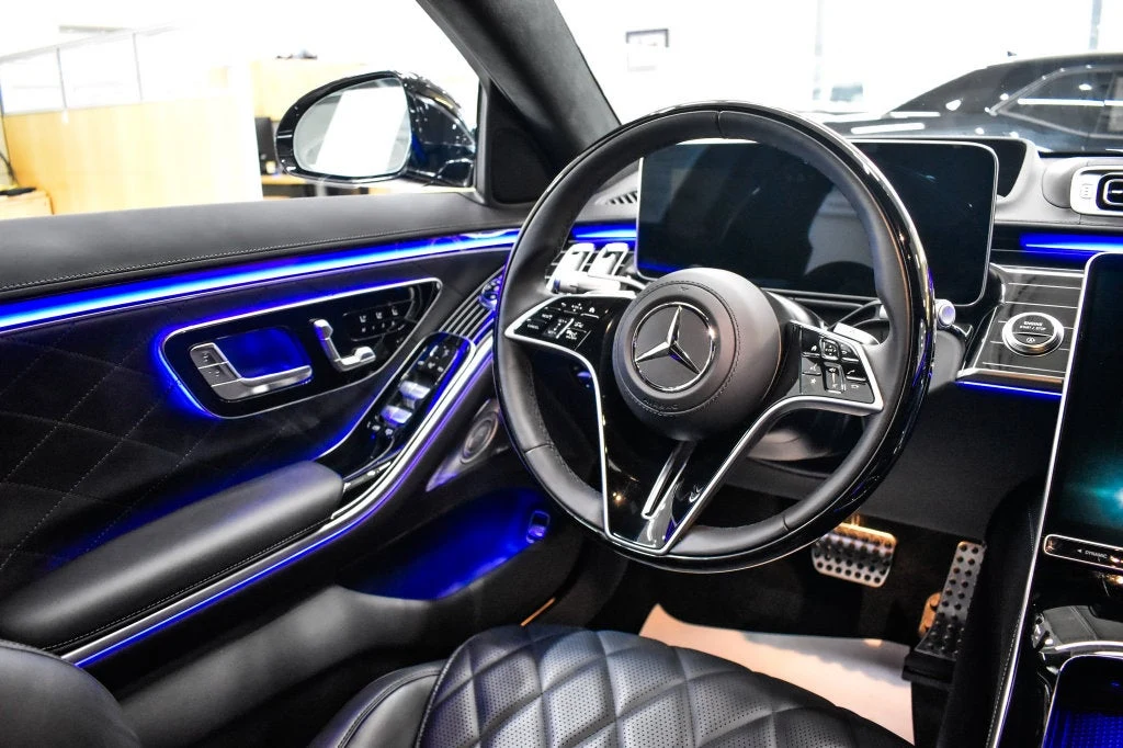 2026 Mercedes-Benz S 580 4MATIC interior, Black