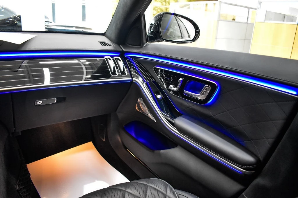 2026 Mercedes-Benz S 580 4MATIC interior, door panel, Black