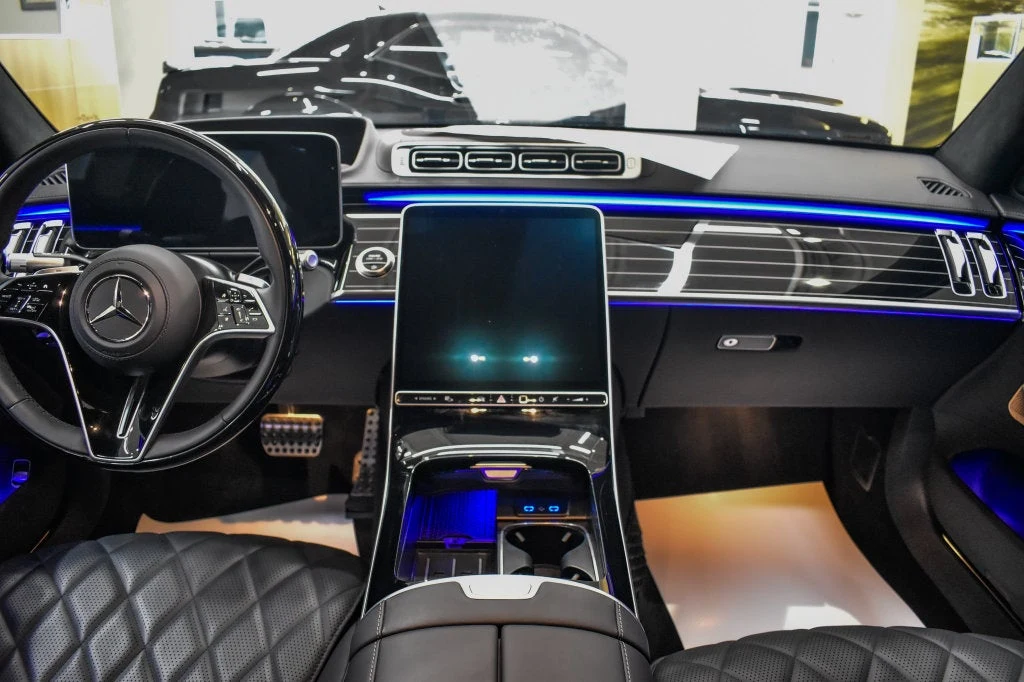 2026 Mercedes-Benz S 580 4MATIC interior, dashboard, Black