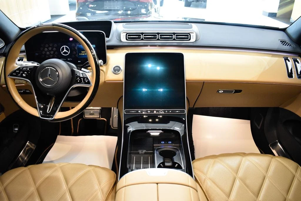 2023 Mercedes-Maybach S 680 4MATIC Virgil Abloh Edition interior, dashboard, Black