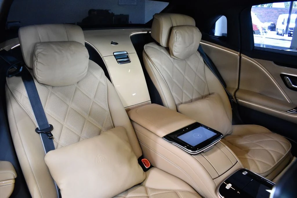 2023 Mercedes-Maybach S 680 4MATIC Virgil Abloh Edition interior, seats, Black