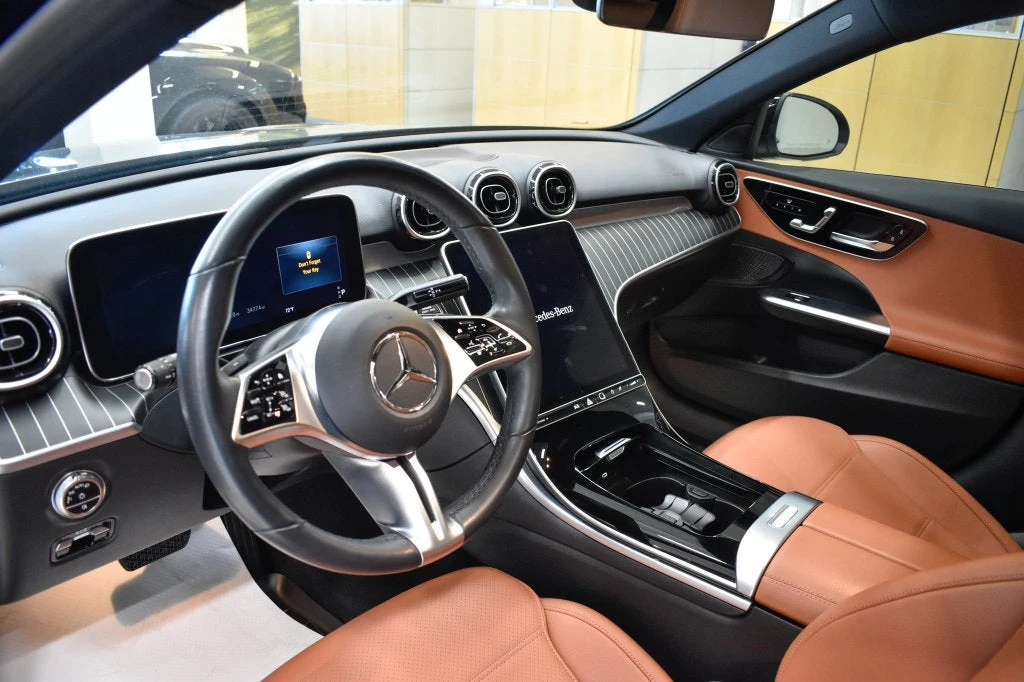 2022 Mercedes-Benz C 300 4MATIC Sedan interior, dashboard, Sienna Brown/Black