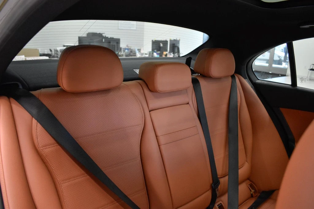 2022 Mercedes-Benz C 300 4MATIC Sedan interior, seats, Sienna Brown/Black